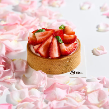 Десерт Тарта полунична